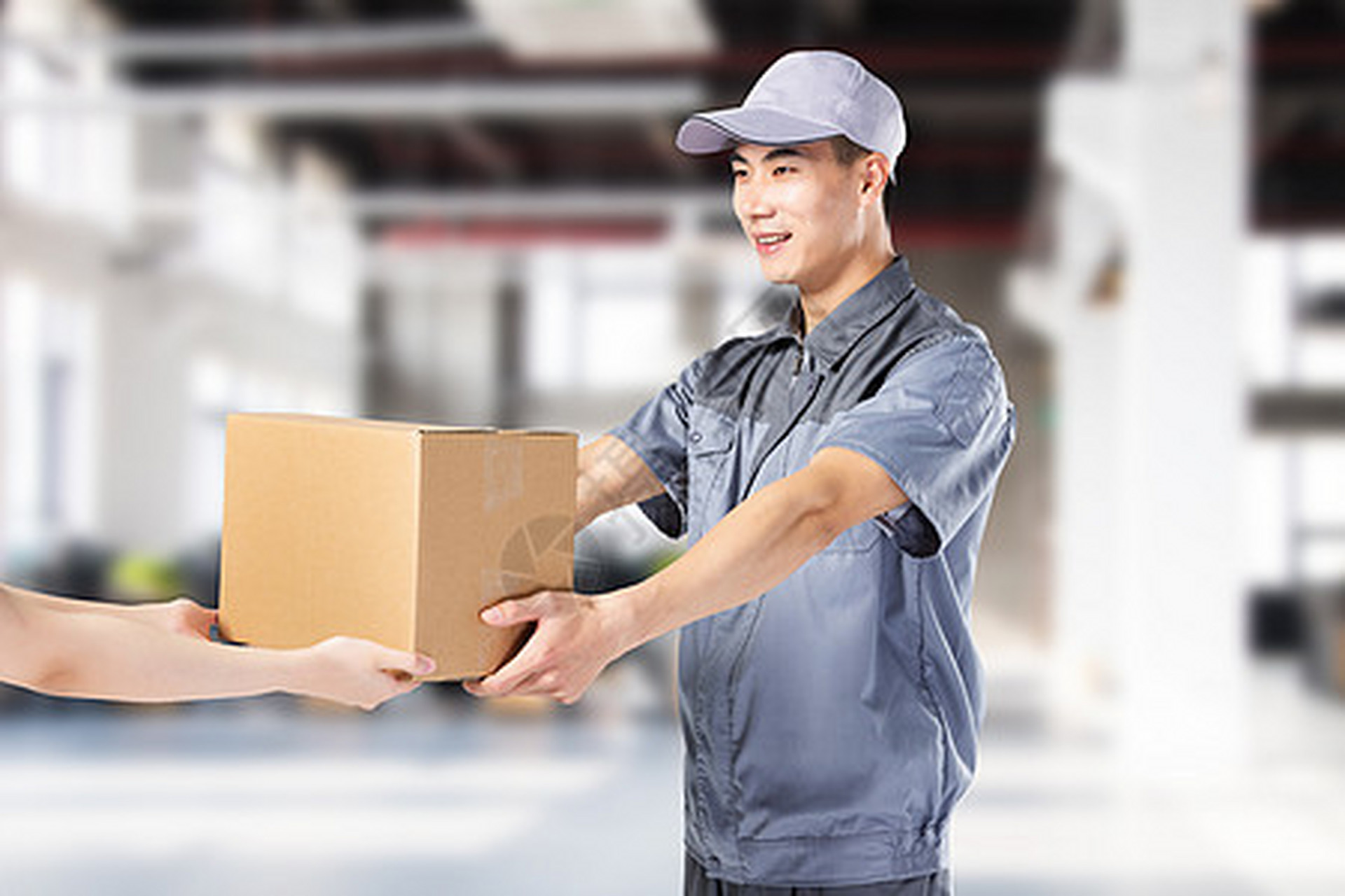 網(wǎng)購燃氣熱水器配送難題 無配送服務到家的解決方案